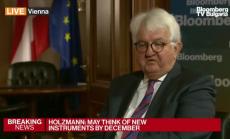 Холцман от ЕЦБ смята, че Европа може да избегне двойната рецесия