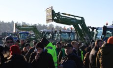 Земеделците на Бранденбургската врата повеждат бунт срещу Олаф Шолц