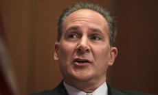 Шиф: Лесните пари разболяха икономиката на САЩ