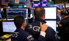 Назряващите неизпълнения заплашват верижна реакция от кредити към акции