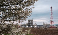 България разтрогва връзките си с Русия - "Лукойл" остава в центъра на събитията