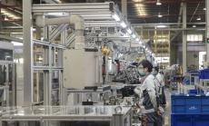 Индустрията в Китай се подобрява, но потребителите остават предпазливи