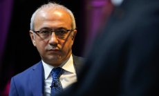 Ердоган уволни финансовия си министър, а лирата достигна ново дъно