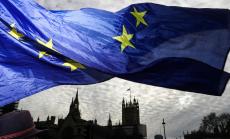 Удължават срока на преговорите между ЕС и Великобритания за търговско споразумение