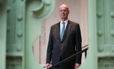 Френският финансов министър носи спокойствието, от което Макрон се нуждае