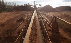 Тръмп приема писмото на Зеленски, но не размразява помощта