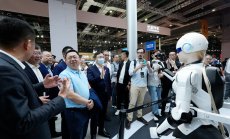 BYD конкурира Tesla и при хуманоидните роботи, не само електромобилите