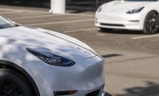 Hertz променя мудния сектор за коли под наем със 100 000 автомобила на Tesla