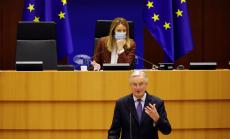 Brexit: Търговската сделка виси на косъм, докато двете страни правят последен опит