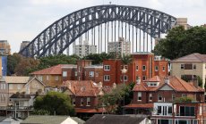 Инфлацията в Австралия доведе до най-големия спад на заплатите от десетилетия