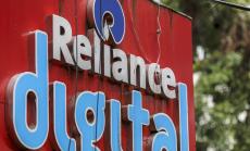 Индийската Reliance Industries иска да продаде дял от ритейл звеното си на Аmazon за 20 млрд. долара