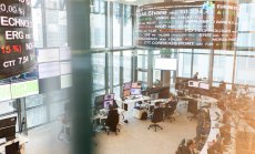 Акциите падат, тъй като нарастващата доходност на облигациите тревожи инвеститорите