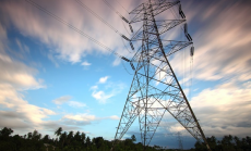 Как изборът на доставчик на електроенергия на свободния пазар ще повлияе върху сметките за ток на фирмите?