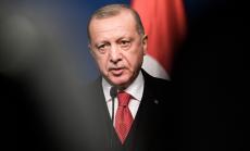 Противниците на Ердоган виждат скрит мотив в обещанието за промяна на конституцията