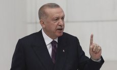 Светът се крепи на силата, а не на правото