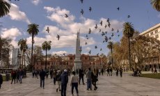 Мерките на Милей тласкат Аржентина към рецесия през първото тримесечие