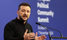 Съюзниците на Украйна притискат Зеленски да намери начин за край на войната