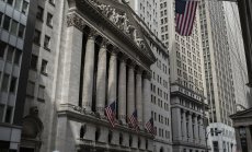 Пауза в лихвените повишения не значи сигурно рали на Уолстрийт 