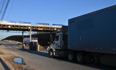 Цари хаос с митата и американската икономика страда