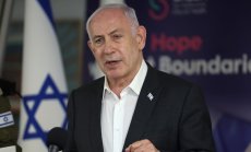 Напускането на Ганц отслабва вътрешната позиция на Нетаняху 