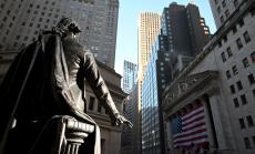 Европейските акции са стабилни в един от най-натоварените дни в сезона на отчетите