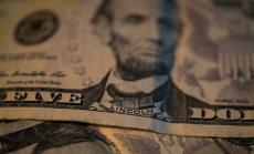 Вълов: Фед ще направи три повишения през 2016