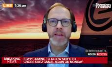 Euronav: Ще отнеме 2 седмици за разчистване за трафика в Суецкия канал