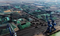 Китай за първи път забранява на други страни да продават стоки на САЩ