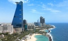 Как Саудитска Арабия добавя дирижиран блясък към политическия си имидж