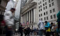 Търговската война се мести на полето на валутния пазар