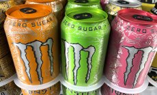 Monster и Red Bull започват да продават енергийни напитки без захар 