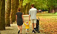 ЕС укрепва правата на работещите родители