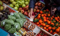 Най-скъпото евро в историята подготвя търговците за спадове