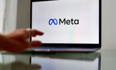 Толерирането на deepfake видеа от стрaна на Facebook е абсурдно