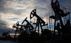 Цените на петрола паднаха след сделката на OPEC+ за увеличен добив