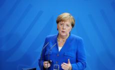 Подкрепата за консервативния блок на Ангела Меркел спада прогресивно