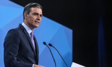 Премиерът на Испания заплаши да се оттегли след разследване срещу съпругата му