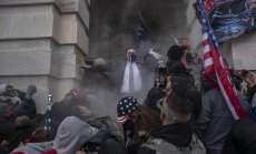 Новото обвинение срещу Тръмп е решаващо за пострадалата демокрация на САЩ