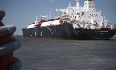 Shell намали прогнозата си за втечнения природен газ и очаква пик след 2040 г.