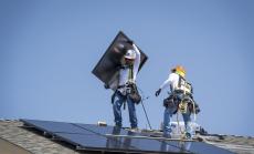 Инвестициите във ВЕИ компенсират отказа от ядрена енергетика