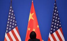 Защо САЩ заплашват да делистнат китайски компании като Alibaba? 