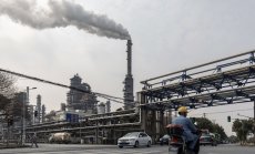 Цените на петрола се понижават, след като Шанхай започна нов локдаун