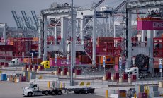 Дарения за републиканците увеличават шанса за освобождаване от митата на Тръмп