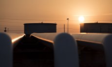 Петролът достигна върха от 2014 г. и започна да поевтинява