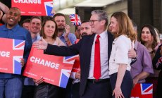 Съкрушителната победа на Стармър маскира фрагментираната британска реалност