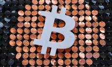 Биткойн експерти очакват разпродажбата на токена да се ускори