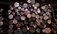 Европейските акции поскъпват, а медта, желязната руда и златото са близо до рекорди