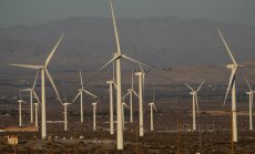 Първата седмица на Тръмп завършва с гръмки отстъпления в областта на климата