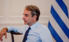 Мицотакис: Убеден съм, че Урсула фон дер Лайен ще остане начело на ЕК