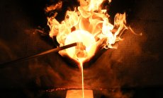 Водката и добивът на злато задвижват възстановяването на пазара на сделки в Москва